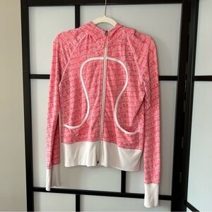 [M] Lululemon Pink & White Rare Letter Print Long Sleeve Zipper Sweater